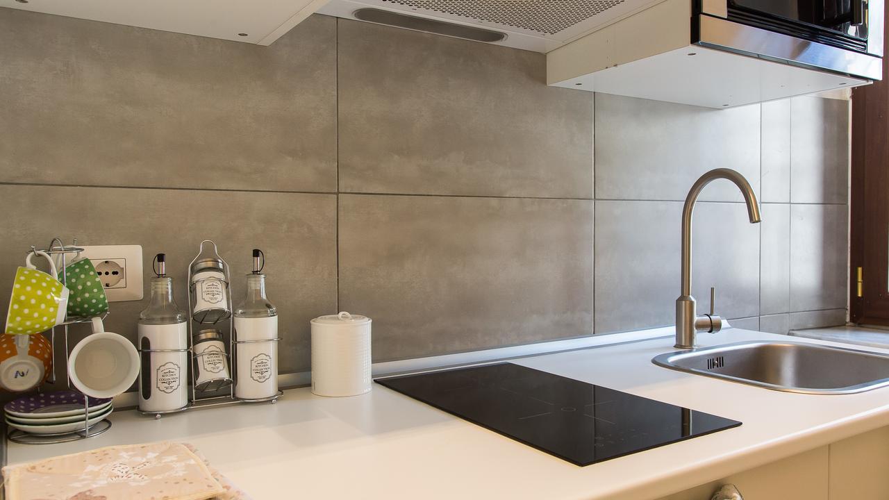 Rental In Rome Pelliccia Exteriér fotografie