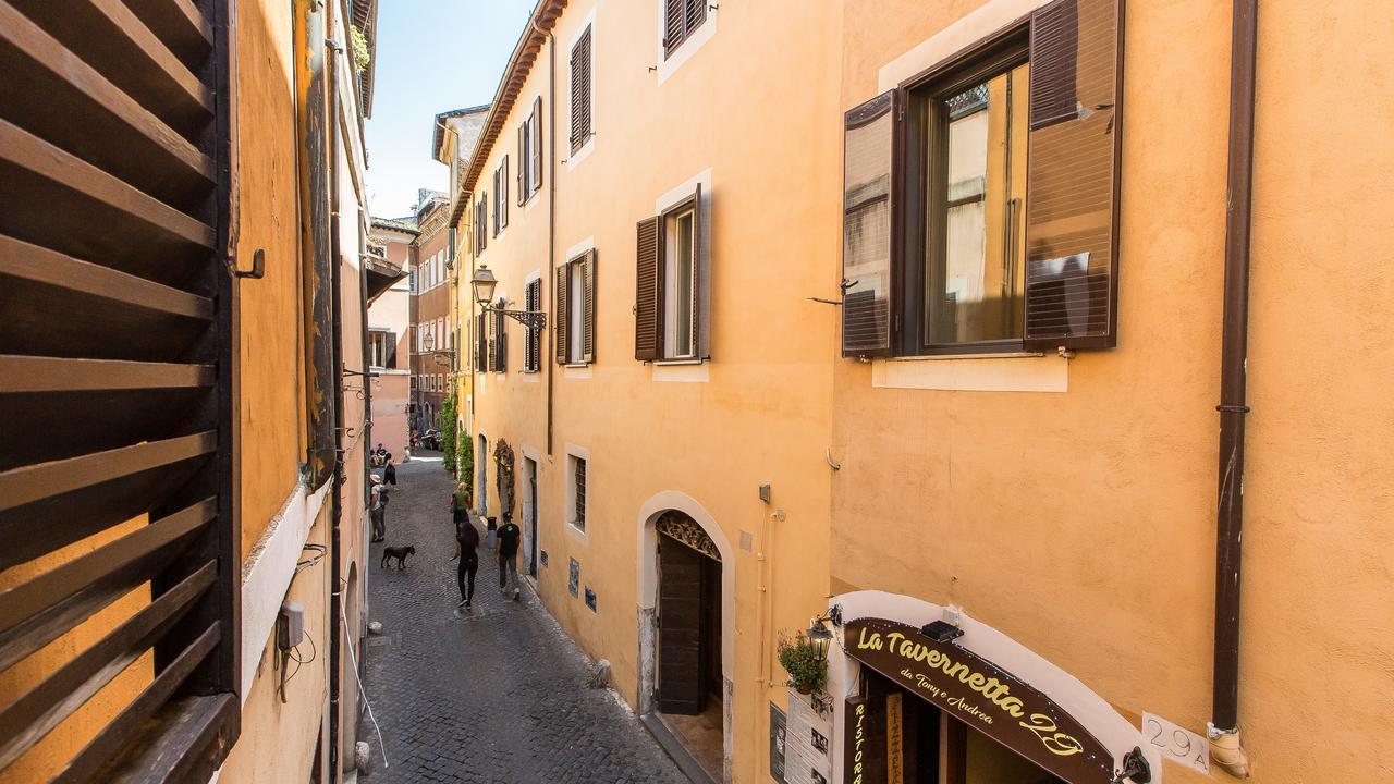 Rental In Rome Pelliccia Exteriér fotografie