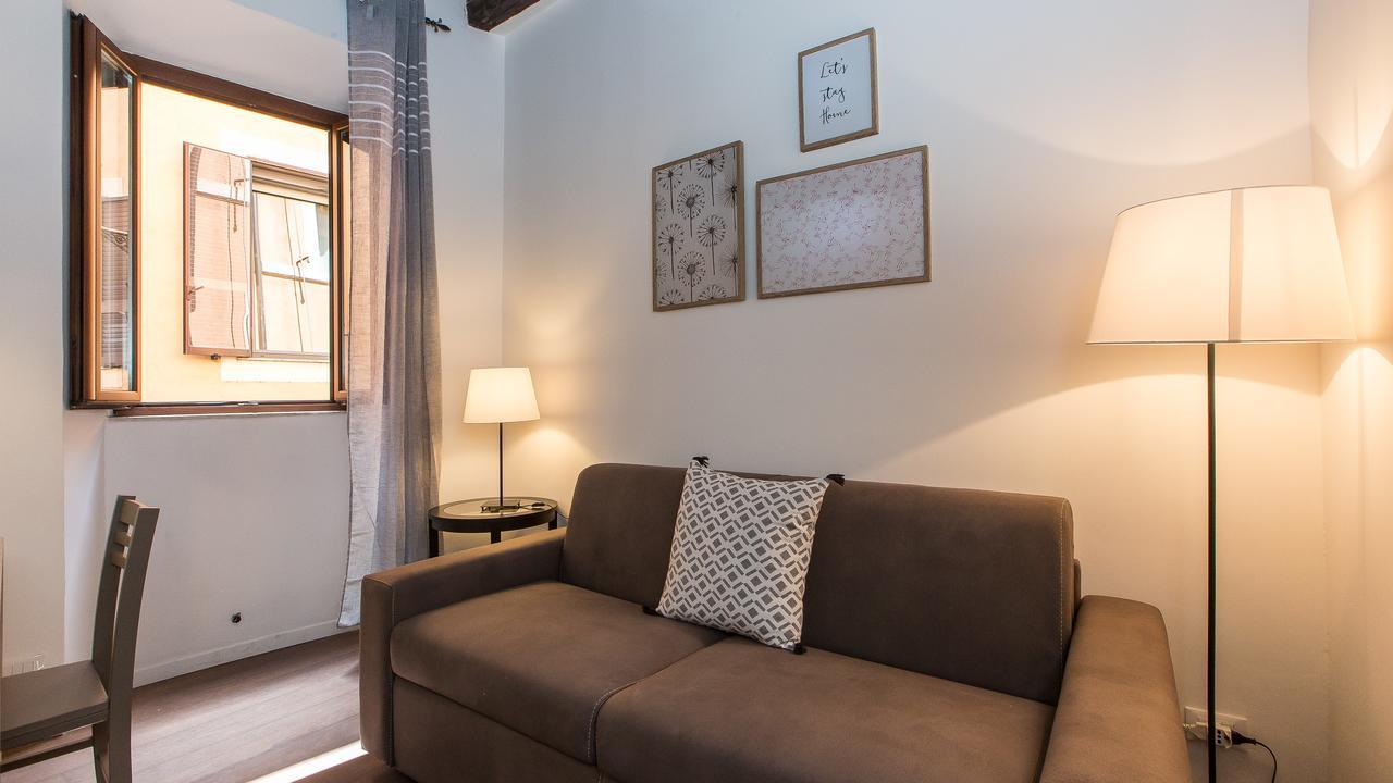 Rental In Rome Pelliccia Exteriér fotografie